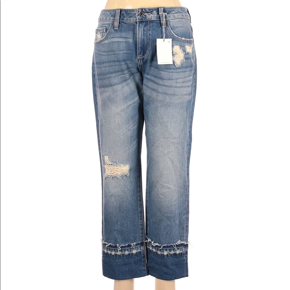NWT Hidden Distressed Jeans